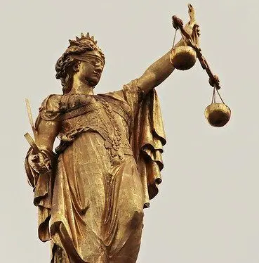 Lady Justice Auxilium Law PC